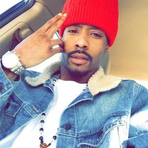 Meet your Posher, Jonus